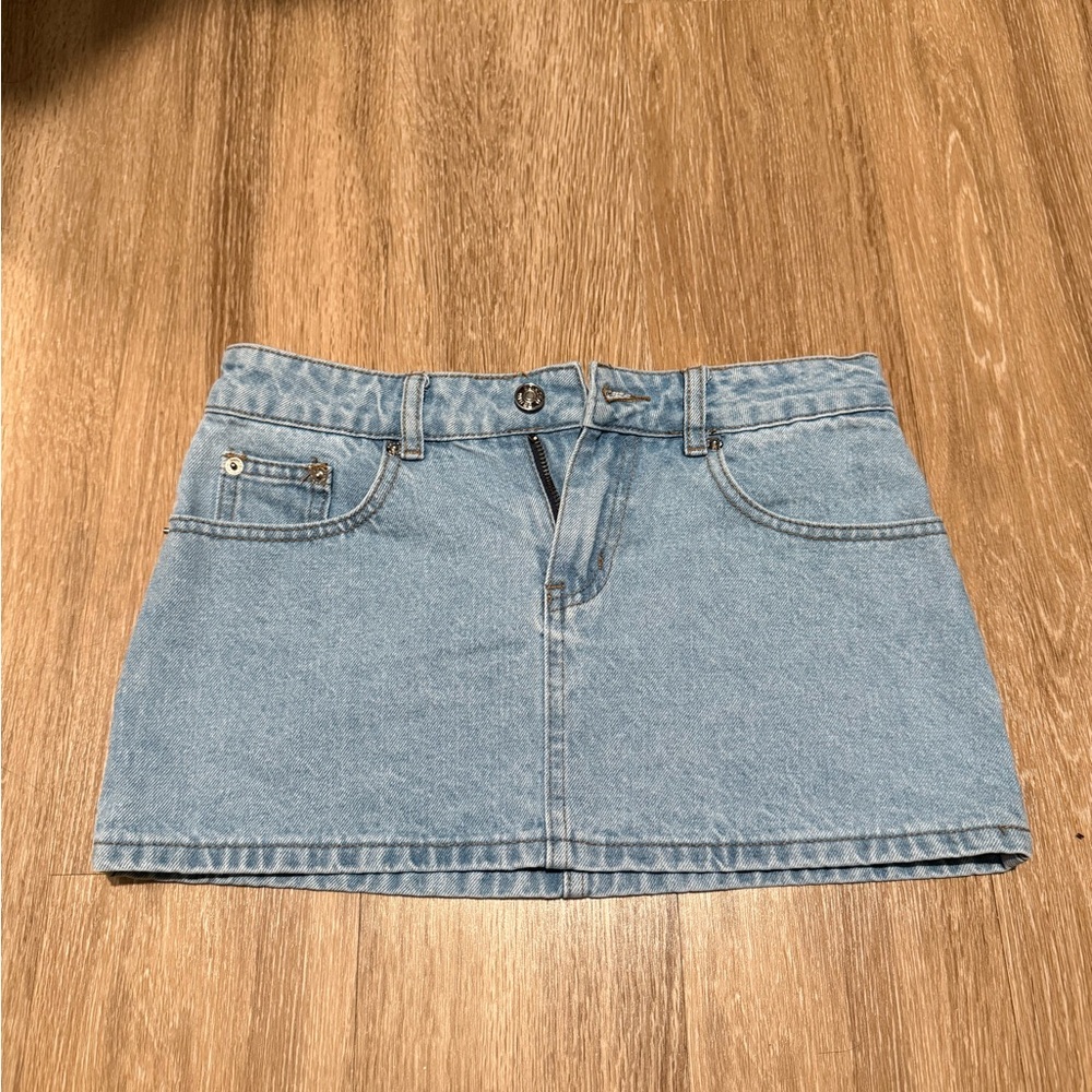 Edikted Low Rise Light Blue Denim Mini Skirt